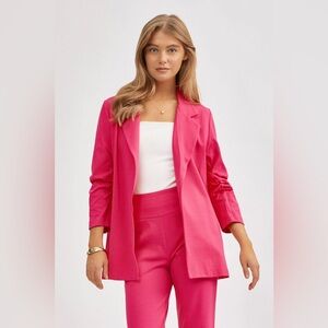 🏰🆕🩷DEAR SCARLETT: “STRAWBERRY” Magic 3/4 Sleeve Blazer SMALL